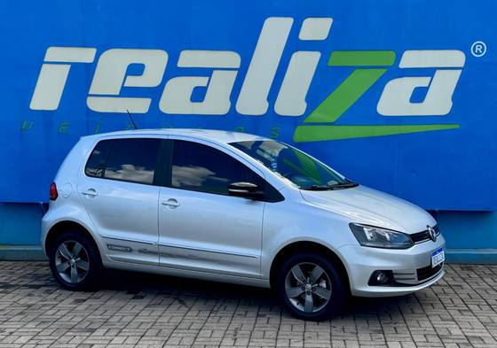 VOLKSWAGEN FOX 1.6 MSI TOTAL FLEX CONNECT 4P MANUAL VOLKSWAGEN FOX 1.6 MSI TOTAL FLEX CONNECT 4P MANUAL